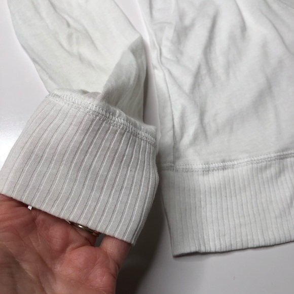 La Senza Deep-V Lounge Pullover Active Hoodie Set - Picture 10 of 16